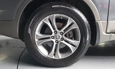 Hyundai Veracruz 2012, 147171 км, за 5710.91 USD