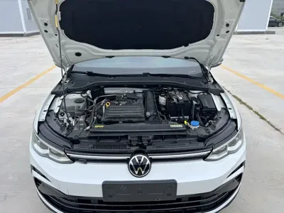 Volkswagen Golf 2022, 31000 км, за 19125.06 USD - фото 16