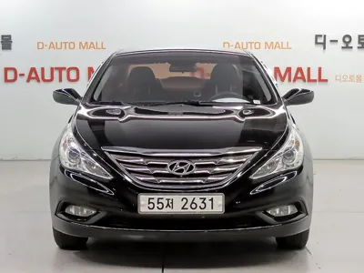 Hyundai Sonata 2011, 81976 км, за 2494.42 USD