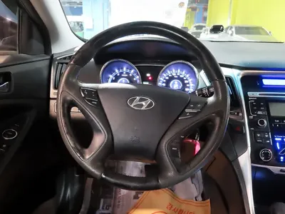 Hyundai Sonata 2011, 81976 км, за 2494.42 USD - фото 10