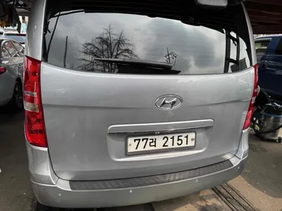 Hyundai Starex 2019, 91773 км, за 9446.26 USD