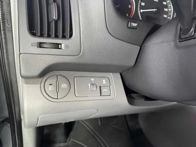 Hyundai Starex 2019, 91773 км, за 9441.94 USD - фото 7