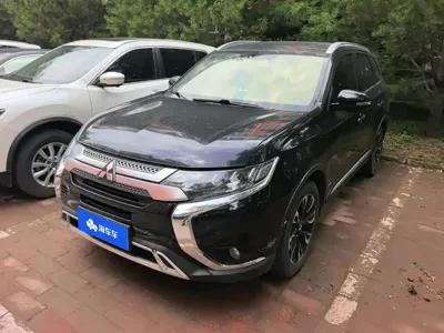 Mitsubishi Outlander · 2019 год