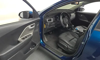 Kia Niro 2019, 115778 км, за 8664.83 USD - фото 10