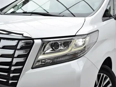 Toyota Alphard 2017, 110000 км, за 59887.01 USD