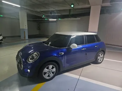 MINI Cooper 2019, 36000 км, за 8775.92 USD