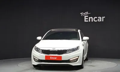 Kia K5 2012, 164341 км, за 2927.4 USD