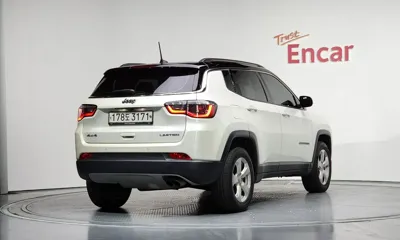Jeep Compass 2019, 113744 км, за 7475.78 USD