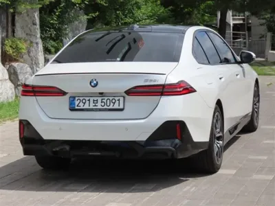 BMW 5-Series 2026, 14930 км, за 46579.83 USD