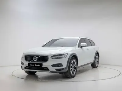 Volvo V90 · 2025 год