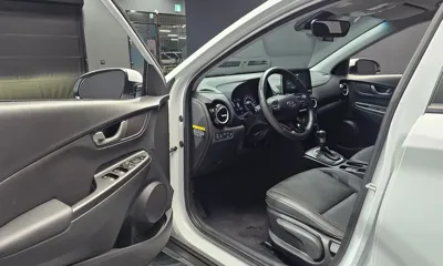 Hyundai Kona 2020, 107637 км, за 10921.14 USD - фото 10