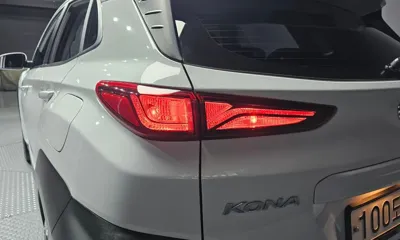 Hyundai Kona 2020, 107637 км, за 10921.14 USD - фото 23
