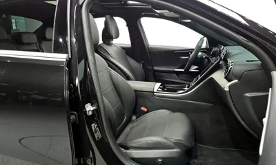 Mercedes-Benz C-Class 2024, 23023 км, за 27822.91 USD - фото 10