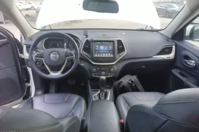 Jeep Cherokee 2017, 110200 км, за 7088 USD - фото 12