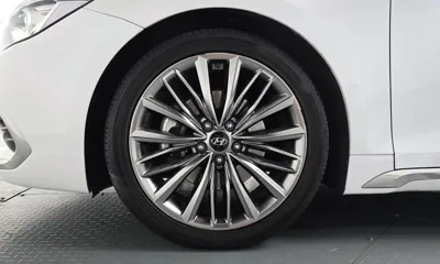 Hyundai Grandeur 2018, 76126 км, за 11171.35 USD