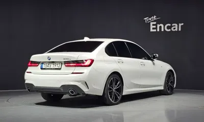 BMW 3-Series 2021, 87939 км, за 19079.24 USD