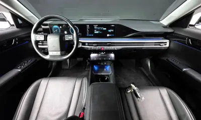 Hyundai Grandeur 2023, 48295 км, за 66096.03 USD - фото 7