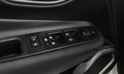Jeep Renegade 2022, 21649 км, за 13869.89 USD - фото 34