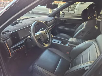 Hyundai Santafe 2024, 47000 км, за 17941.88 USD