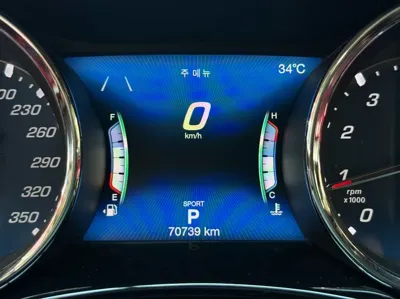 Maserati Quattroporte 2018, 70750 км, за 32099.25 USD - фото 7