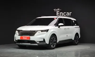 Kia Canival · 2023 год