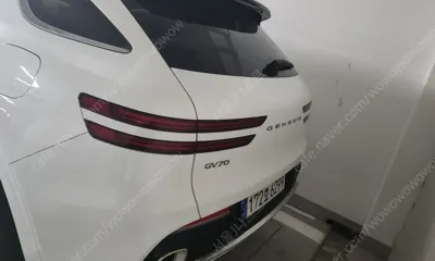 Genesis GV70 2023, 35000 км, за 18024.44 USD