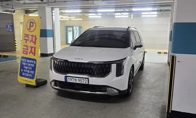 Kia Canival · 2025 год