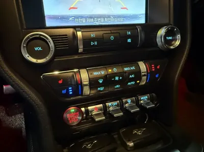 Ford Mustang 2019, 86813 км, за 14013.76 USD - фото 11