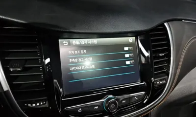 ChevroletGMDaewoo Trax 2018, 120154 км, за 5074.17 USD - фото 15