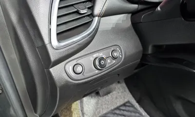 ChevroletGMDaewoo Trax 2018, 120154 км, за 5074.17 USD - фото 17