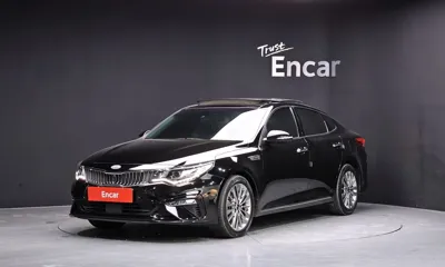 Kia K5 · 2020 год