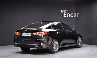 Kia K5 2020, 105649 км, за 9051.87 USD