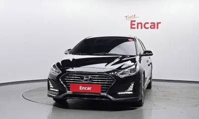 Hyundai Sonata 2019, 125234 км, за 7811.47 USD