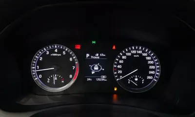 Hyundai Sonata 2019, 125234 км, за 7752.45 USD - фото 8