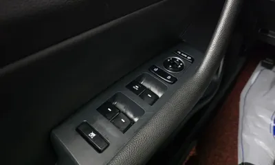 Hyundai Sonata 2019, 125234 км, за 7752.45 USD - фото 13