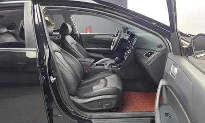 Hyundai Sonata 2019, 125234 км, за 7752.45 USD - фото 26