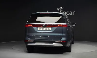 Kia Canival 2021, 185237 км, за 13391.1 USD