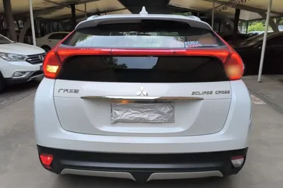 Mitsubishi Eclipse Cross 2018, 74000 км, за 9115 USD