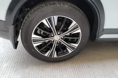 Mitsubishi Eclipse Cross 2018, 74000 км, за 9115 USD - фото 11