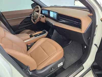KG_Mobility_Ssangyong Torres 2025, 23809 км, за 18087.35 USD - фото 8