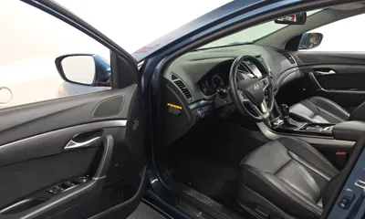 Hyundai i40 2012, 111938 км, за 4225.44 USD - фото 10