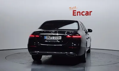 Mercedes-Benz E-Class 2021, 134686 км, за 17839.44 USD