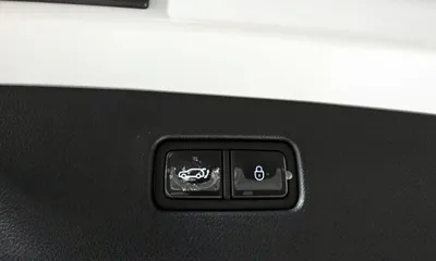 Genesis GV70 2024, 13962 км, за 30753.58 USD - фото 17