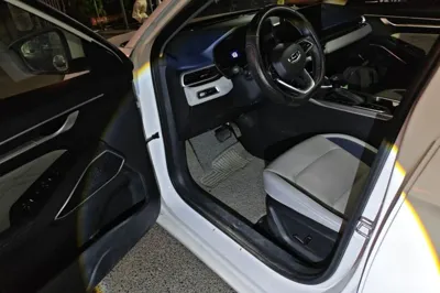 Geely Auto Emgrand 2022, 26900 км, за 5809 USD - фото 16