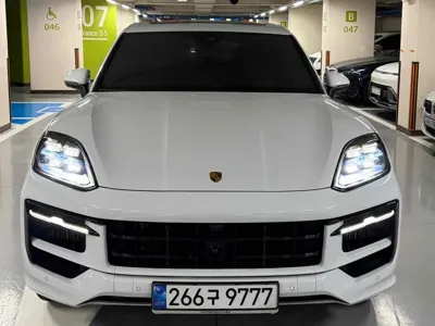Porsche Cayenne · 2026 год