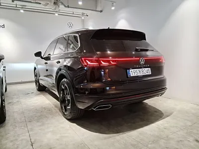 Volkswagen Touareg 2024, 28469 км, за 46254.1 USD