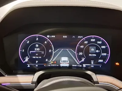 Volkswagen Touareg 2024, 28469 км, за 46254.1 USD - фото 8