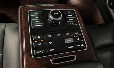 Hyundai Equus 2015, 151440 км, за 6240.14 USD - фото 18