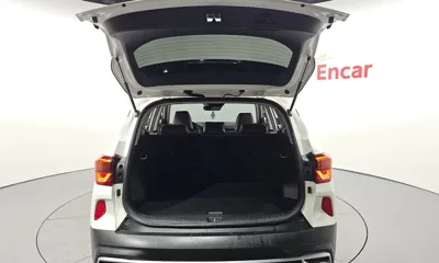 Kia Seltos 2020, 113317 км, за 9852.86 USD - фото 20