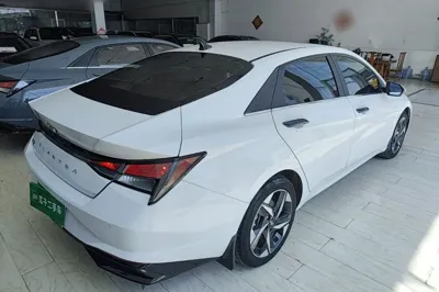 Hyundai Elantra 2022, 44200 км, за 11101 USD - фото 6
